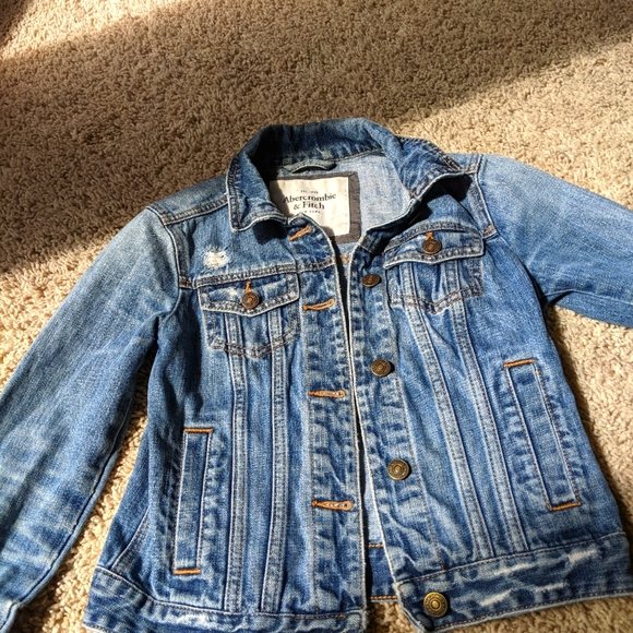 Abercrombie Distressed Jean Jacket XS - Picture 1 of 9